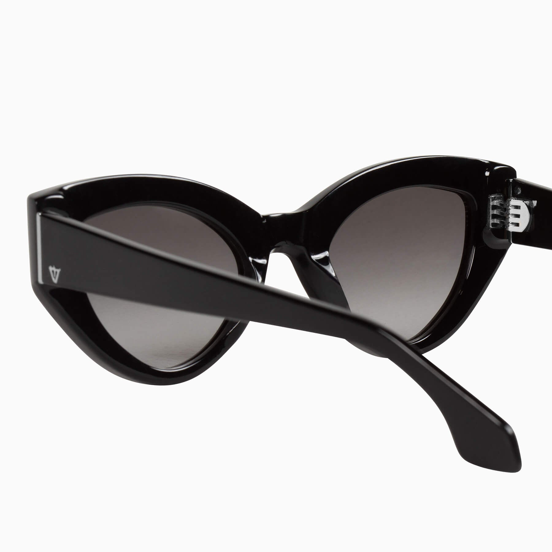 Valley Eyewear Women's Retro Cat Eye Sunglasses